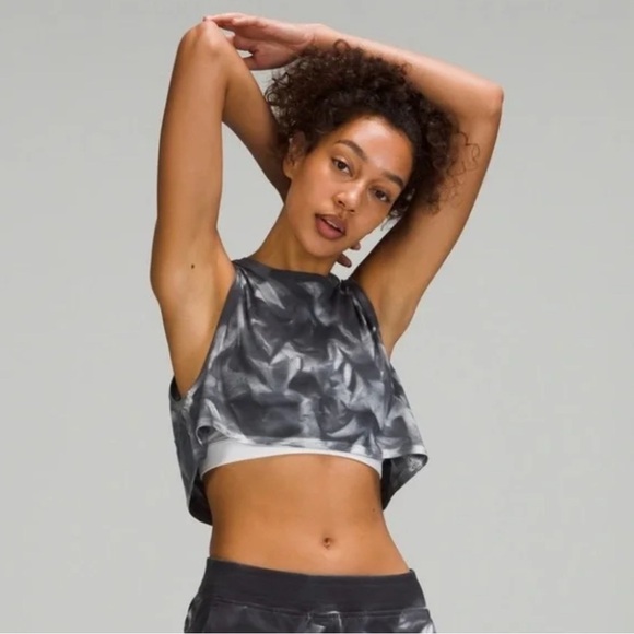 Lululemon LA Super-crop Muscle Casual Athleisure Yoga Trendy Tank Top 12 - Picture 1 of 3